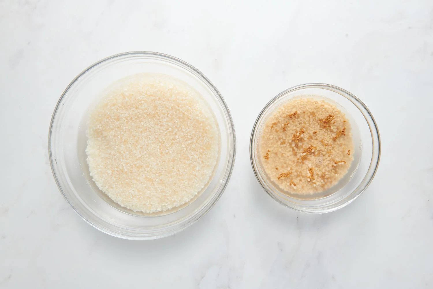 Rice and urad dal soaking in water