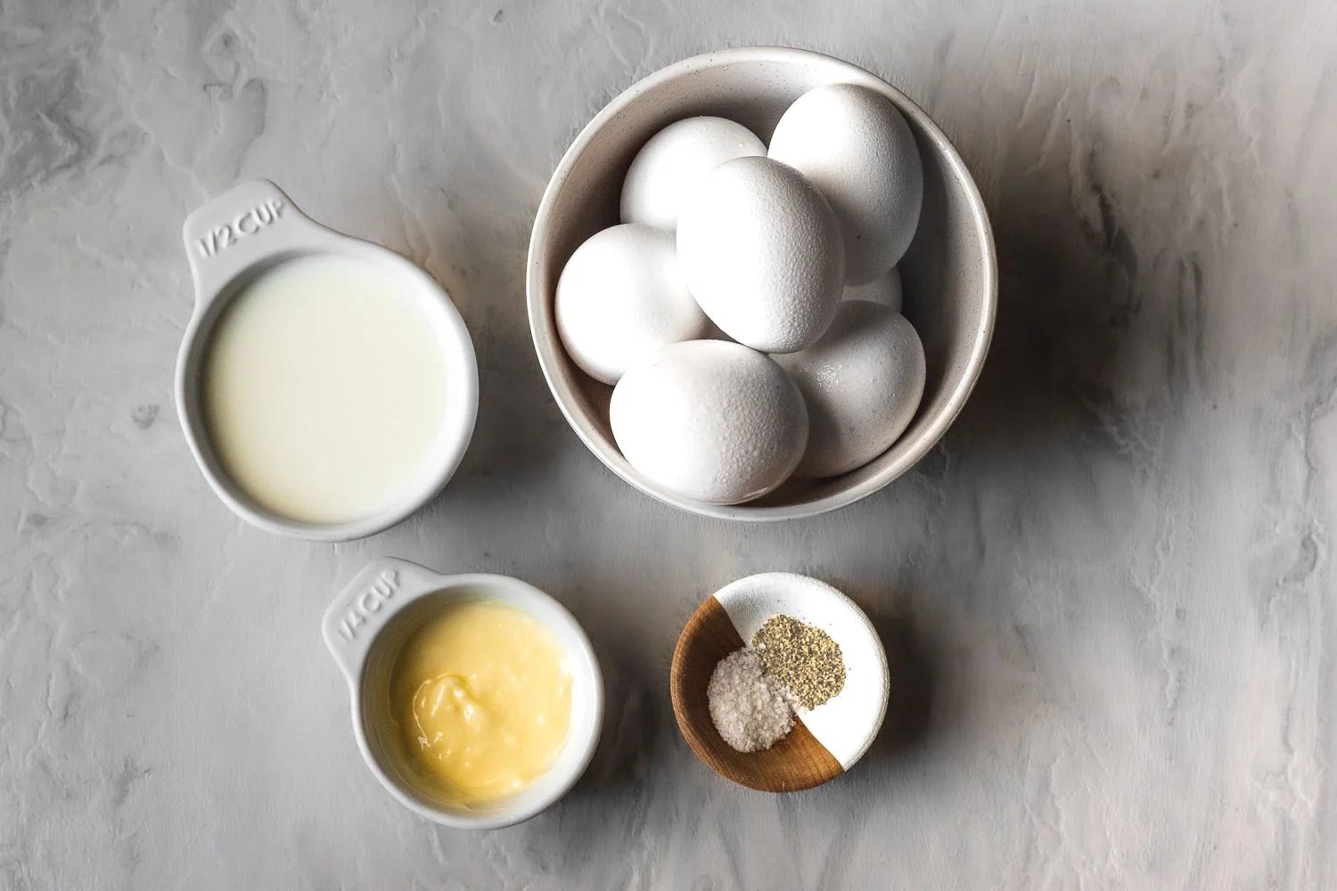 Perfect fluffy scrambled eggs ingredients gathered